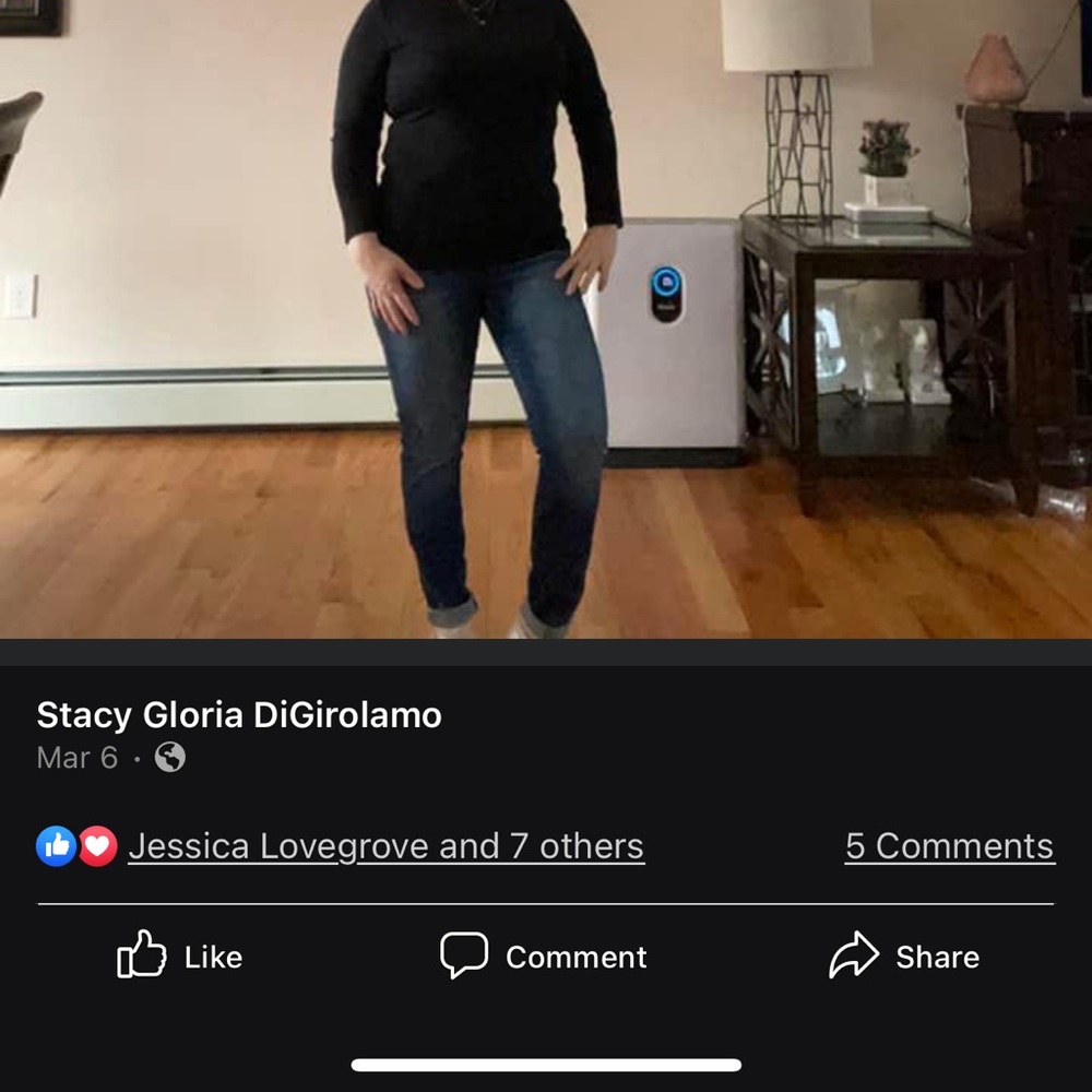 Full outfit size pants 4 and top Med
